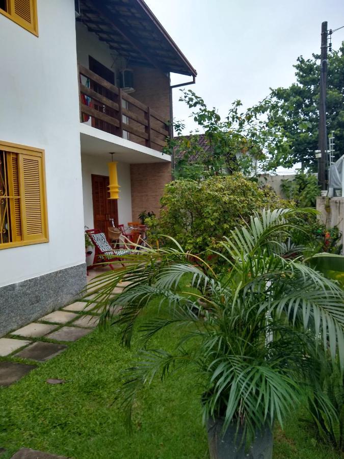 Casa Amarela Homestay Rio das Ostras